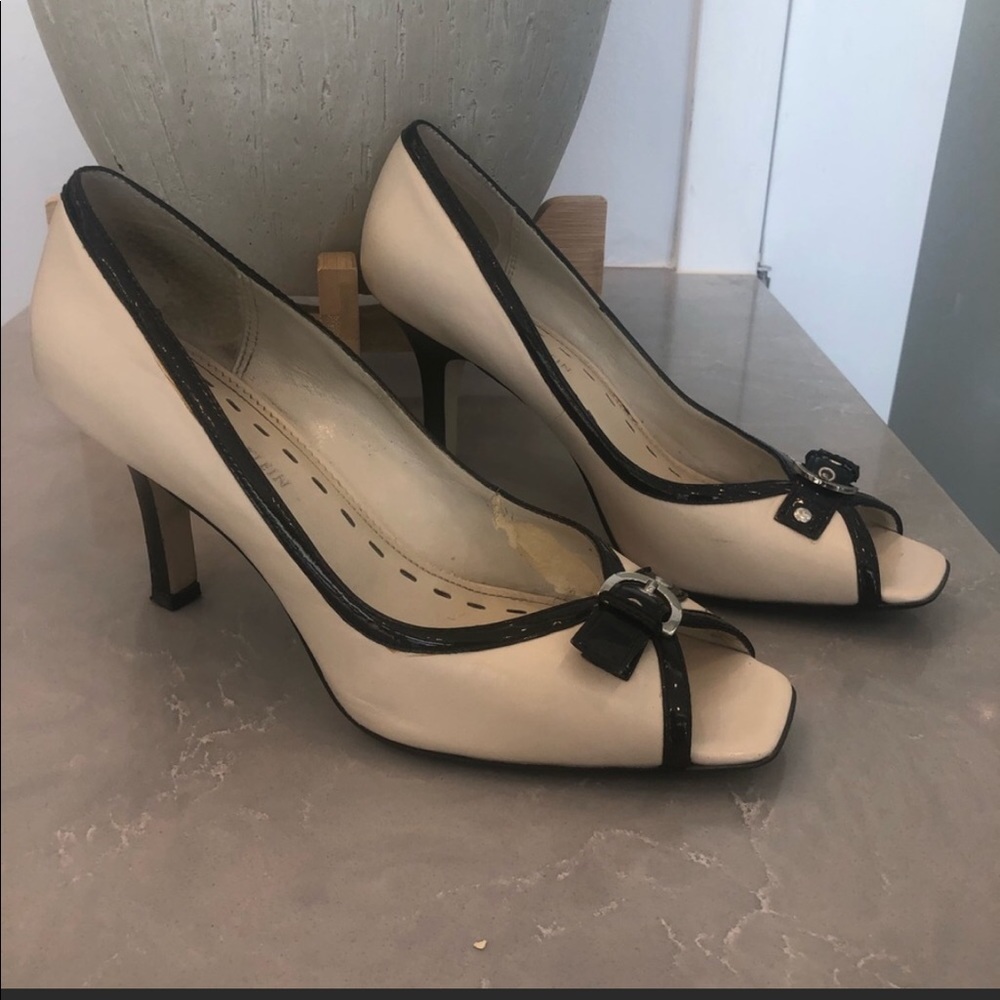 Closet Sale! Anne Klein Peep Toe Leather Pump 7.5